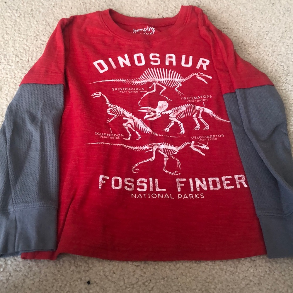 2 long sleeves